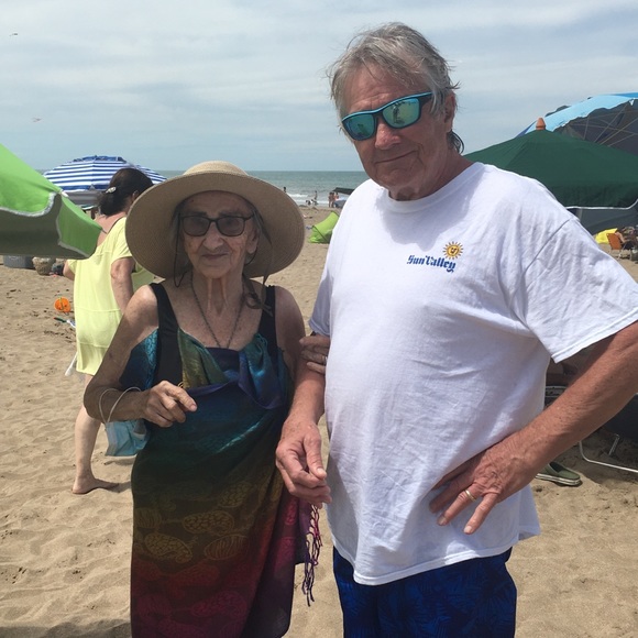 Meet your Posher, Maria - Picture 3 of 3